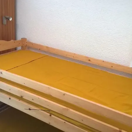 Appartement Studio Avec Vue Sur Les Pistes A St Jean Montclar